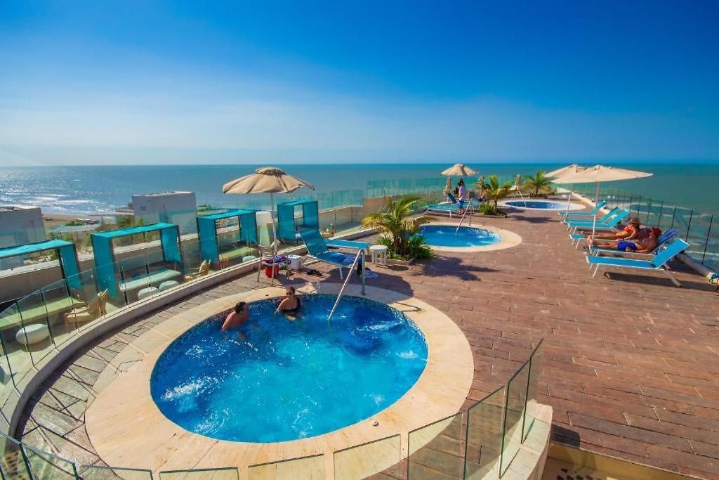 Beachfront At Radisson