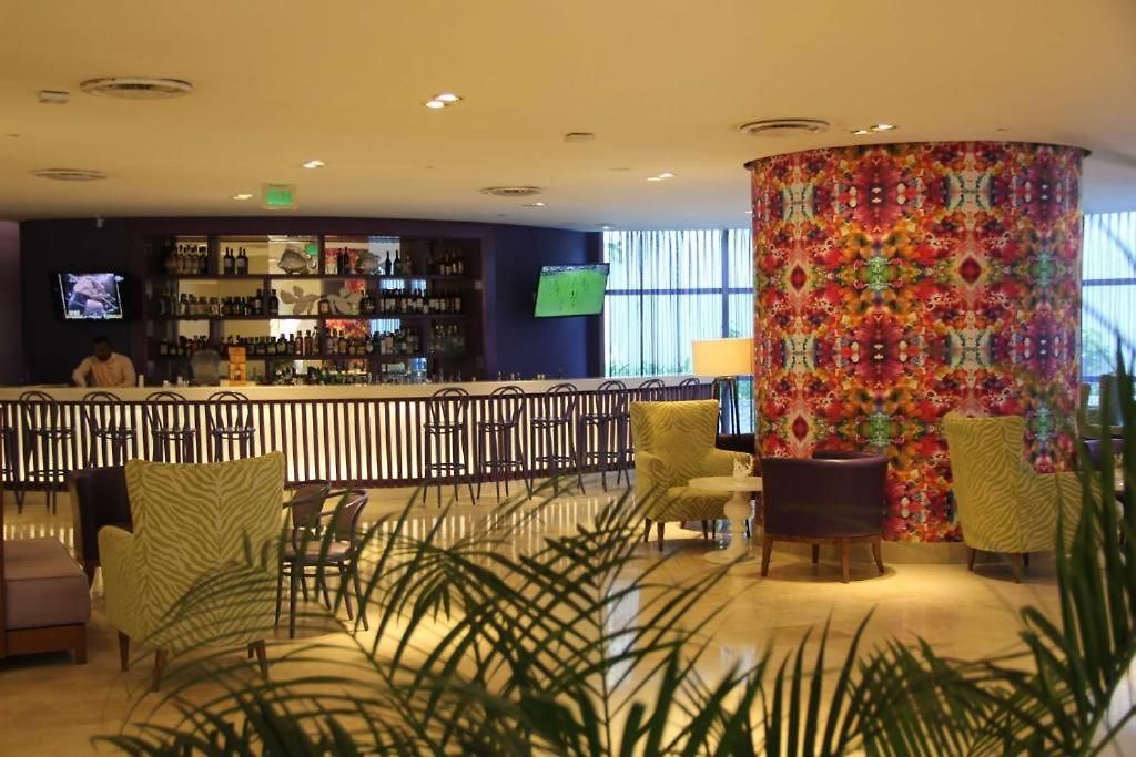 Beachfront At Radisson Apartamento *