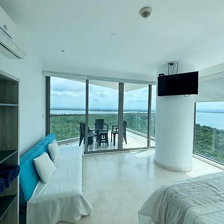 Beachfront At Radisson *