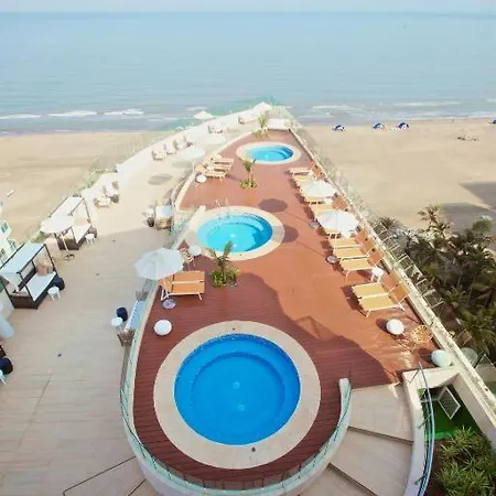 Apartamento Beachfront At Radisson Cartagena