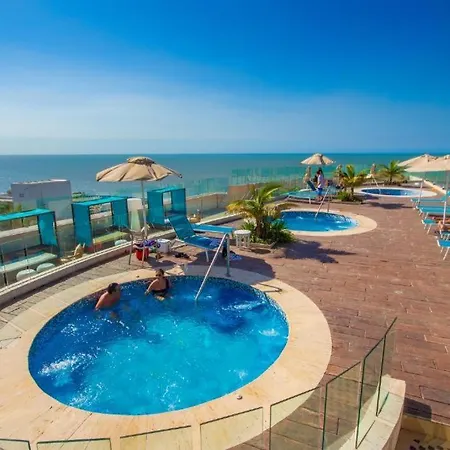 Beachfront At Radisson